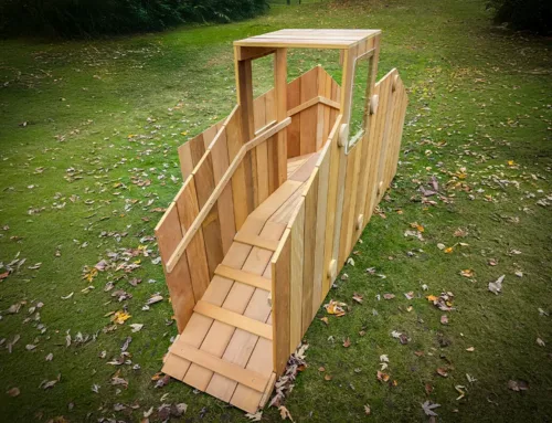 Structure de motricité extérieure en bois